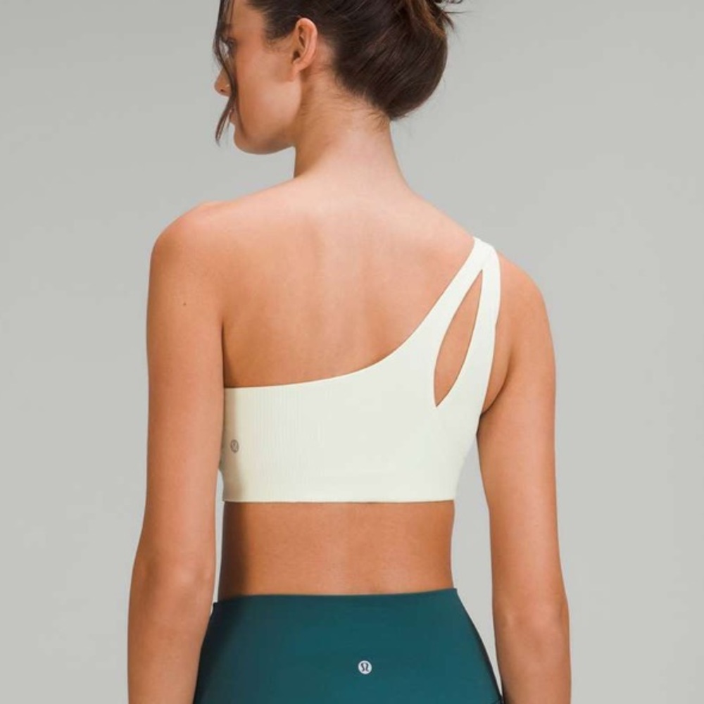 Lululemon Ribbed Nulu Asymmetrical Yoga Bra *Light Support, A/B Cup
